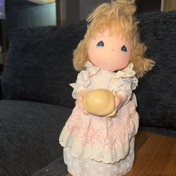 Precious Moments Other - Vintage Precious Moments musical doll, likely the 1989 "Ronnie" model